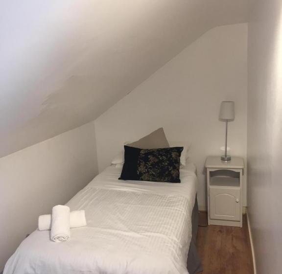 اتاق استاندارد با بالکن, Coral Gables Guesthouse & Campsite