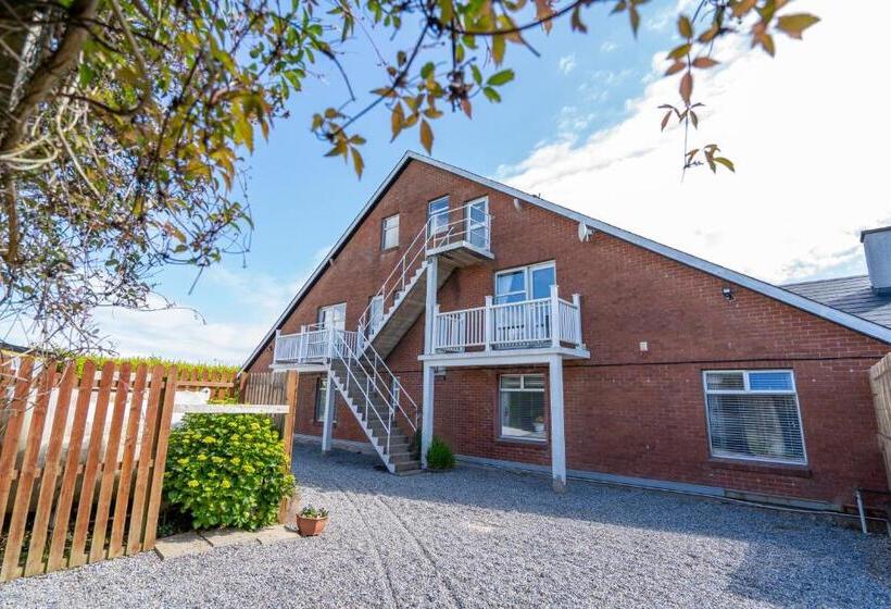 اتاق استاندارد با بالکن, Coral Gables Guesthouse & Campsite