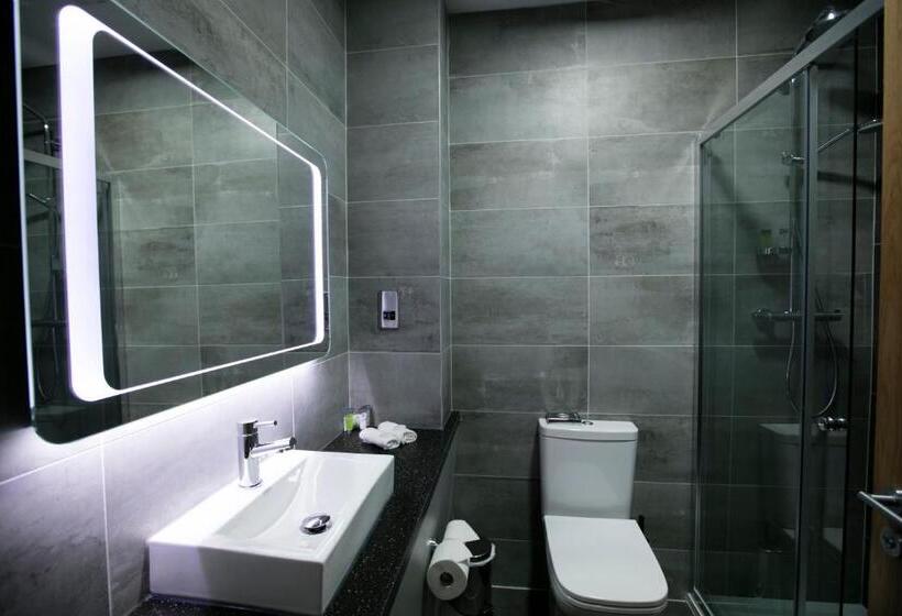 Номер Стандарт, La Mon Hotel & Country Club