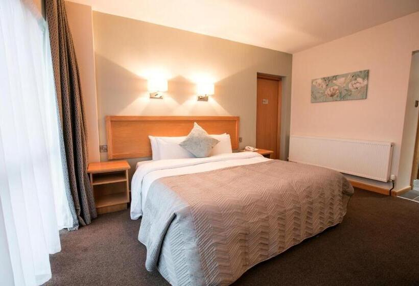 Номер Стандарт, La Mon Hotel & Country Club