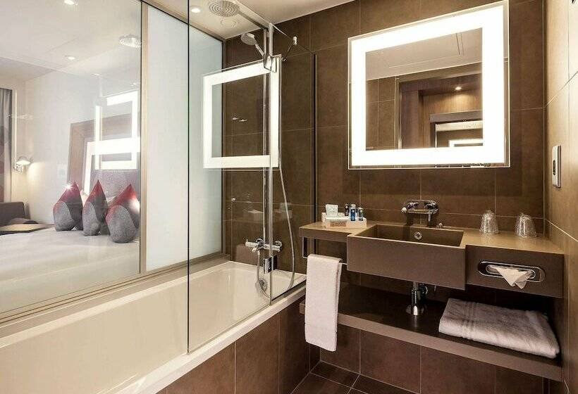 Номер Executive, Novotel London Bridge