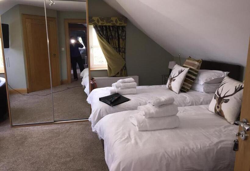 Семейный Номер, Ashbrook House B&b
