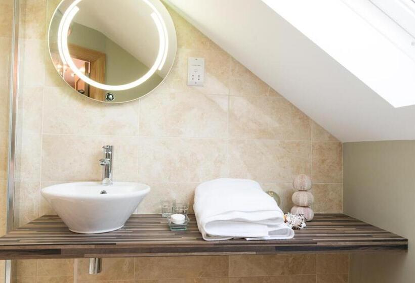 Семейный Номер, Ashbrook House B&b