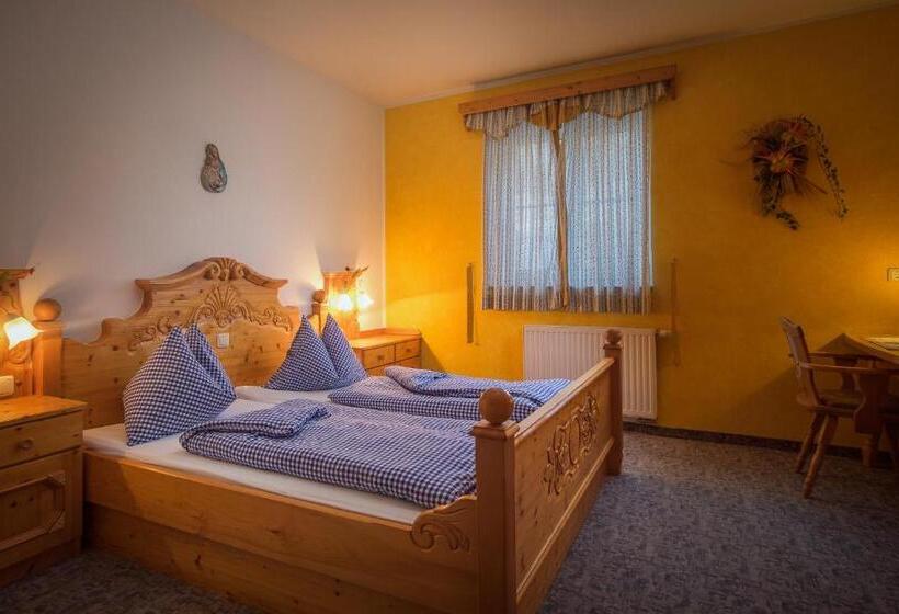 エコノミールーム, Familienhotel Hochrieß