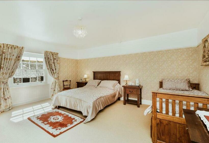 Четырехместный Номер Стандарт, Smeaton Farm Luxury B&b