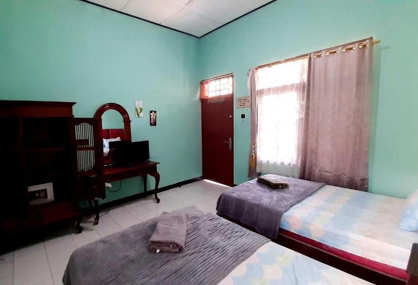 Номер Superior, New Taman Sari Homestay