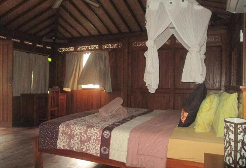 Бунгало Стандарт Вид на Сад, Green Paddy Hostel & Villa