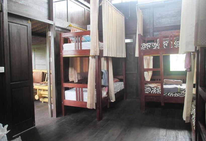 Кровать в Общей Комнате, Green Paddy Hostel & Villa
