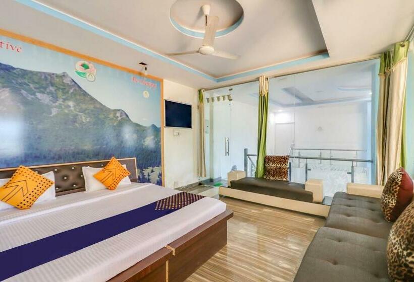 Трехместный Номер Классика, Spot On Hotel Lake City