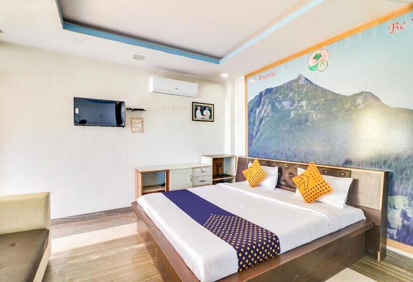 Трехместный Номер Классика, Spot On Hotel Lake City