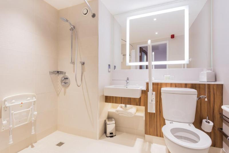 Семейный Номер, Courtyard By Marriott Glasgow Airport