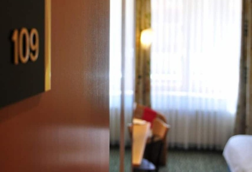 اتاق استاندارد, Hkk Hotel Wernigerode