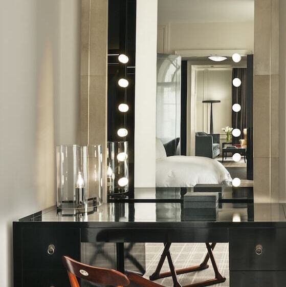 Люкс Премиум, Rosewood London