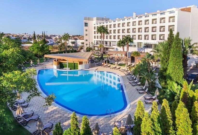 اتاق استاندارد با چشم‌انداز استخر, Ap Maria Nova Lounge - Adults Friendly