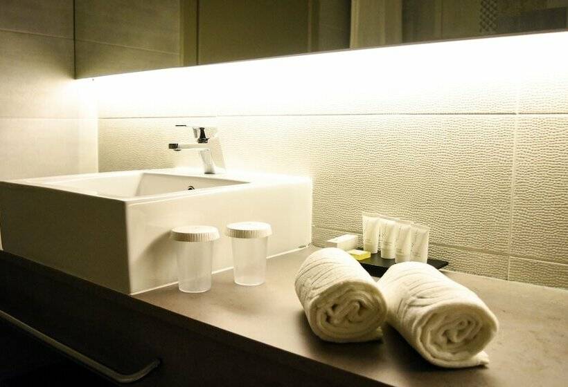 اتاق استاندارد با چشم‌انداز استخر, Ap Maria Nova Lounge - Adults Friendly