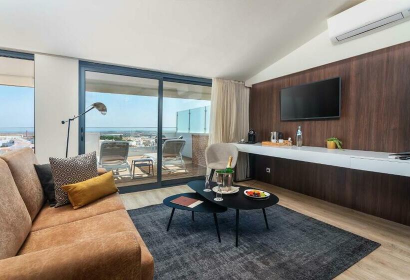 سوییت لوکس, Ap Maria Nova Lounge - Adults Friendly