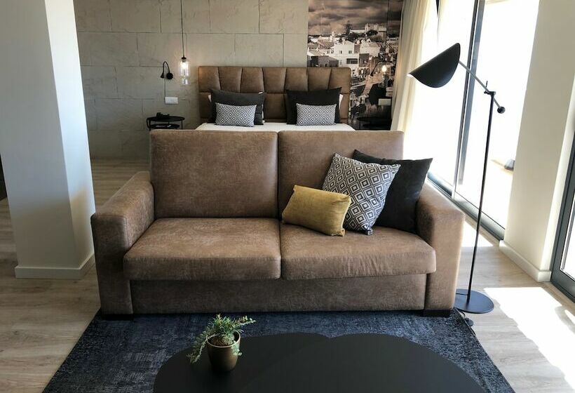 سوییت لوکس, Ap Maria Nova Lounge - Adults Friendly