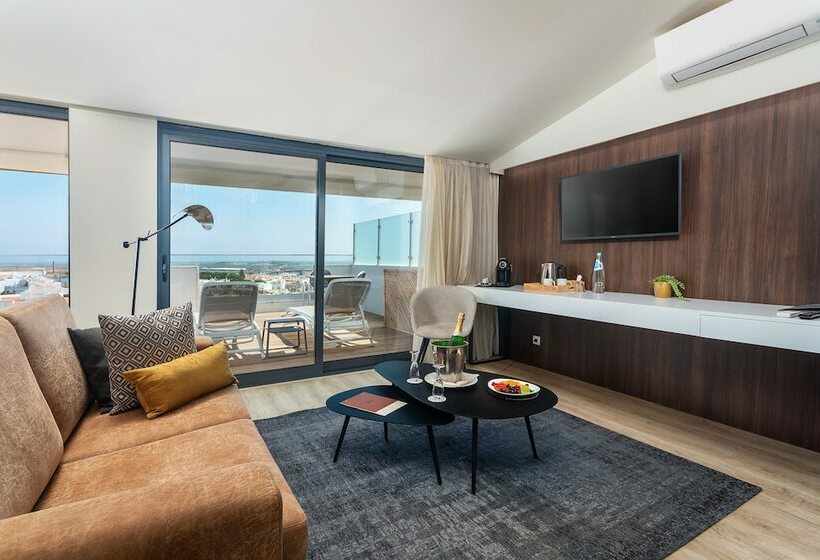 سوییت لوکس, Ap Maria Nova Lounge - Adults Friendly