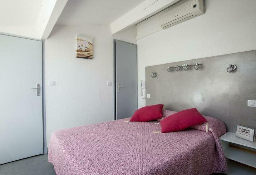 اتاق استاندارد یک نفره, Bel Ombra Hôtel