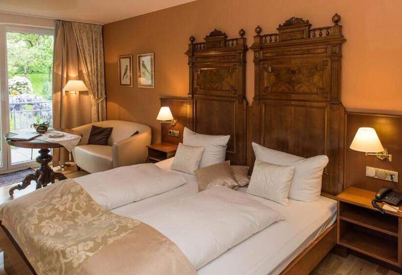 Полулюкс Вид на Сад, Ferienresidenz Brauneberger Hof