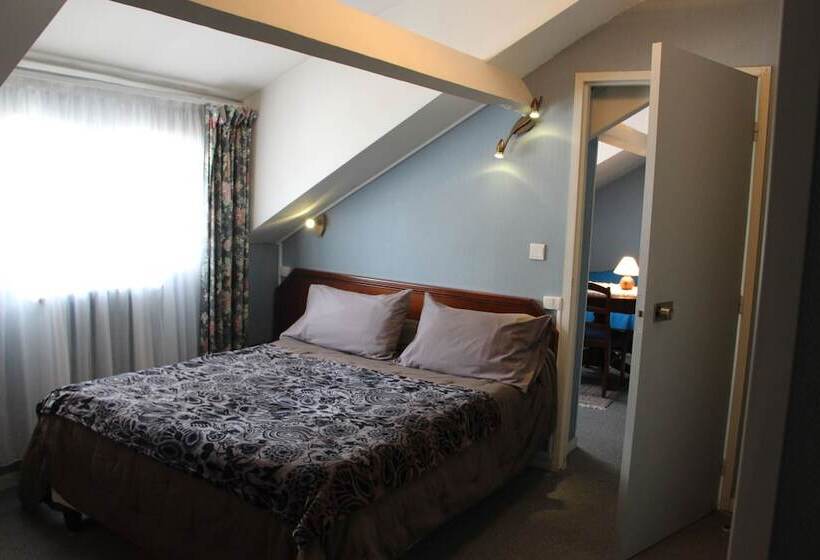 Люкс, Hôtel Le Catala