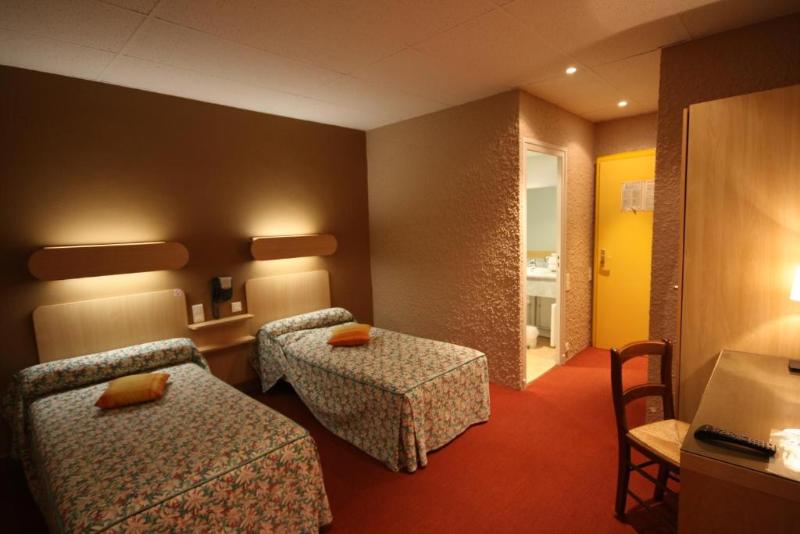 Номер Стандарт, Logis Hotel L Ange Couronne