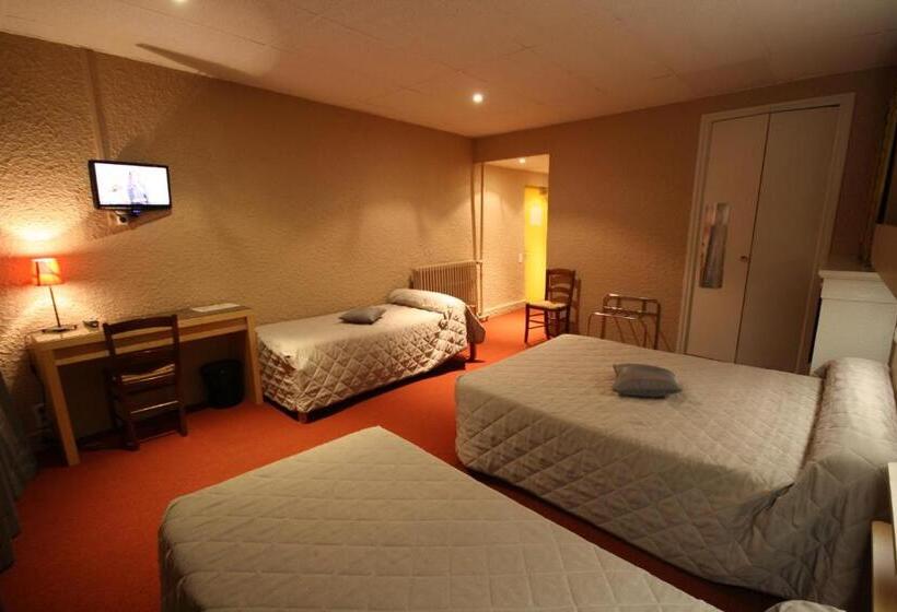 Четырехместный Номер Стандарт, Logis Hotel L Ange Couronne