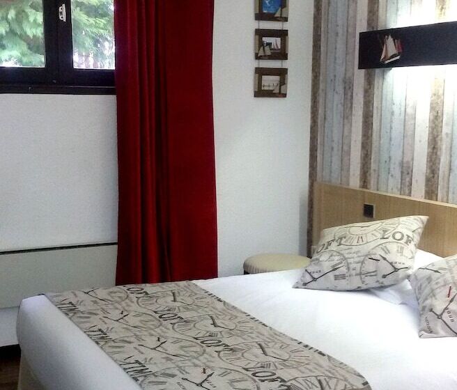 اتاق استاندارد, Le Merle Blanc Hôtel Logis