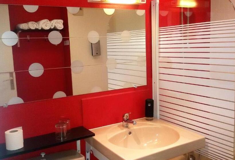 اتاق استاندارد سه نفره, Le Merle Blanc Hôtel Logis
