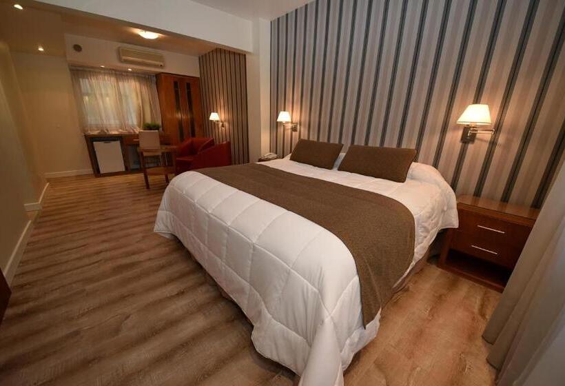 豪华套房, Gran Hotel Skorpios