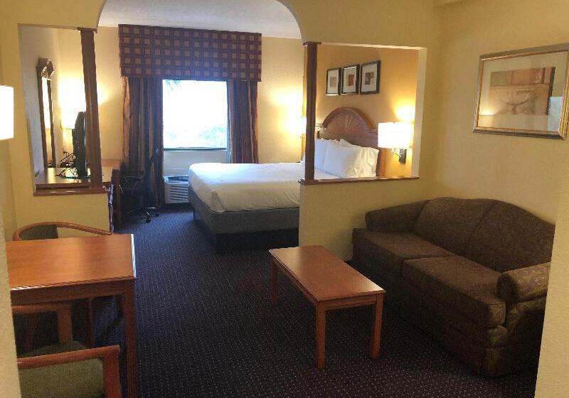 스위트 킹사이즈 침대, Holiday Inn Express And Suites Fort Lauderdale Airport West, An Ihg