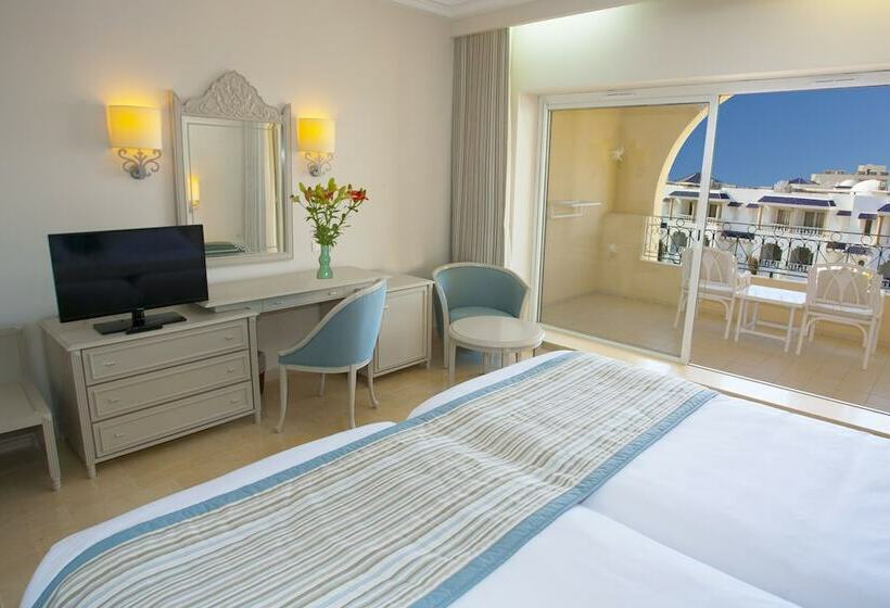 اتاق استاندارد با چشم‌انداز باغ, Iberostar Waves Averroes