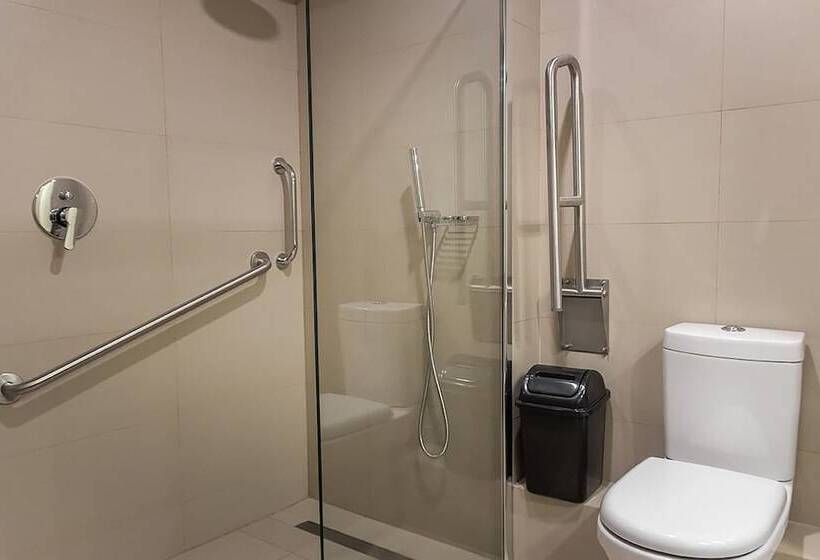 Номер Стандарт, Club La Serena