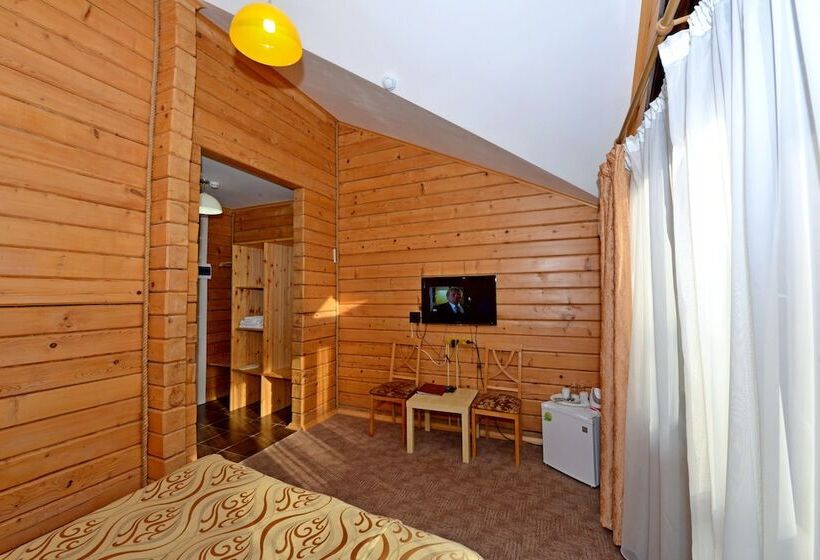 带阳台的高级房间, Guest House Park Hadzhoh