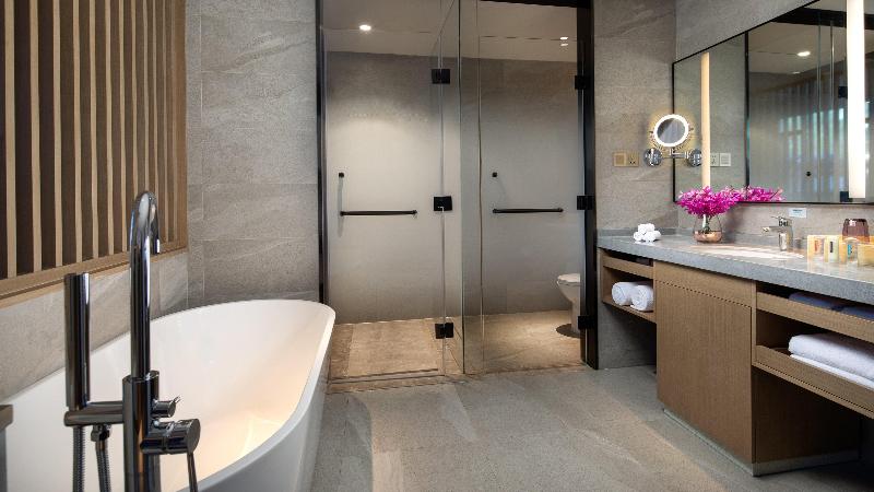 Люкс Кровать Кинг, Holiday Inn Batang, An Ihg
