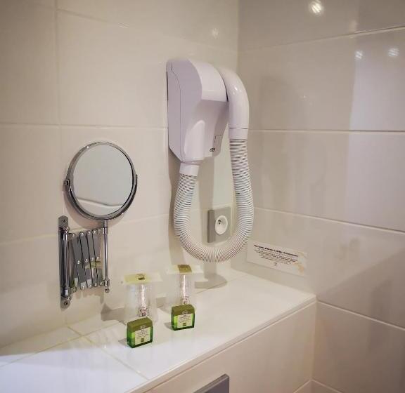 Номер Комфорт, Logis Hôtel La Grassinais Saint Malo