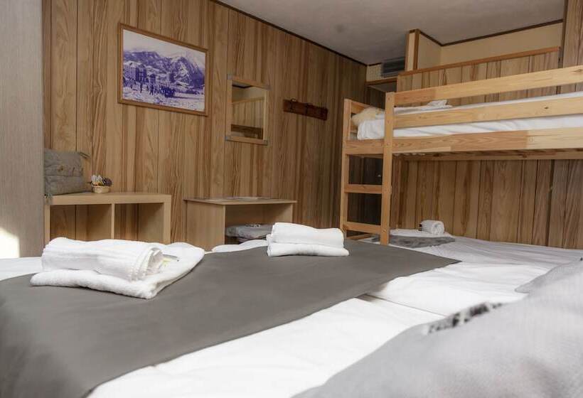 4인용 스탠다드 룸, Monte Triplex