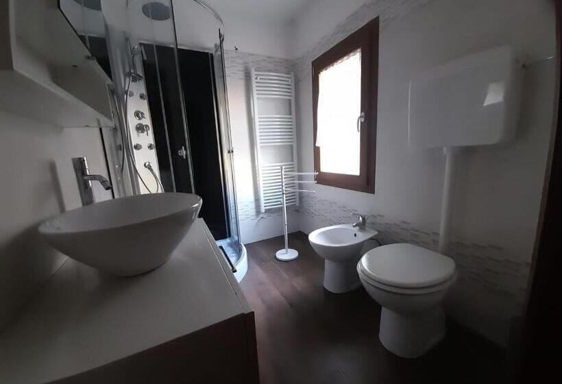 패밀리 룸, B&b La Tana Dei Ricci