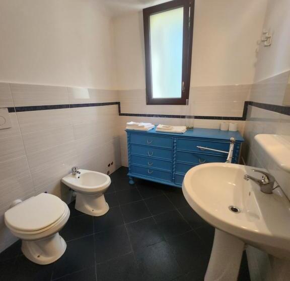 اتاق خانوادگی, Dimora Liberty