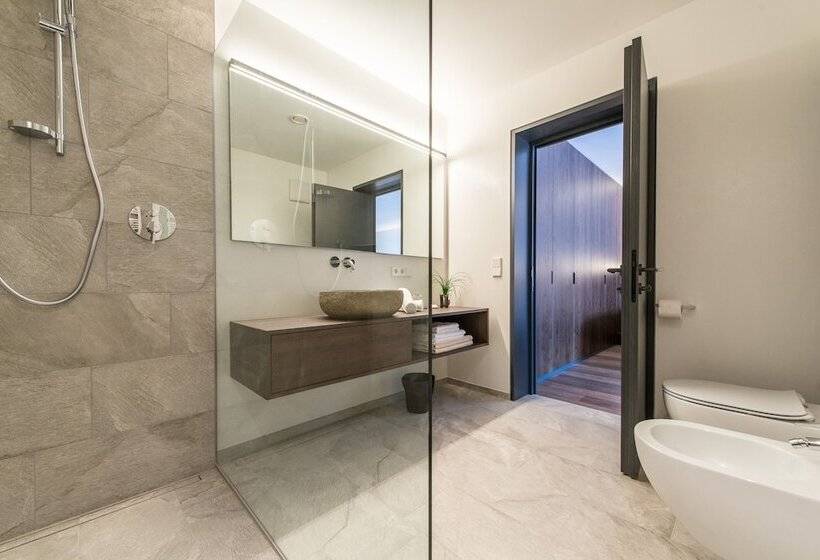 デラックススタジオ, Mountain Residence Montana