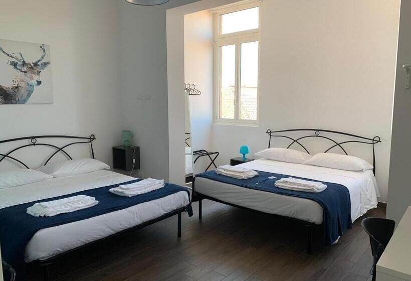 اتاق استاندارد چهار تخته, Mambo Suites
