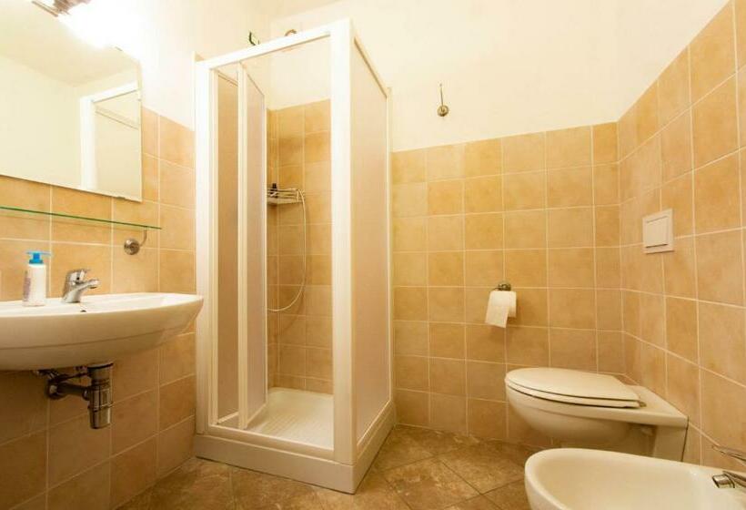 اتاق لوکس, B&b La Bredia