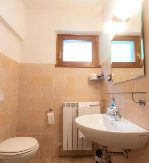 اتاق استاندارد با تخت بزرگ, B&b La Bredia