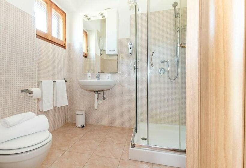 Quarto Estandar, Mare Lughente
