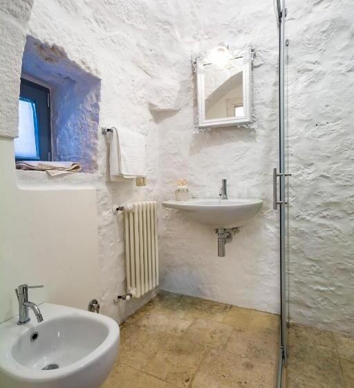 اتاق کلاسیک, Trullitria Rooms