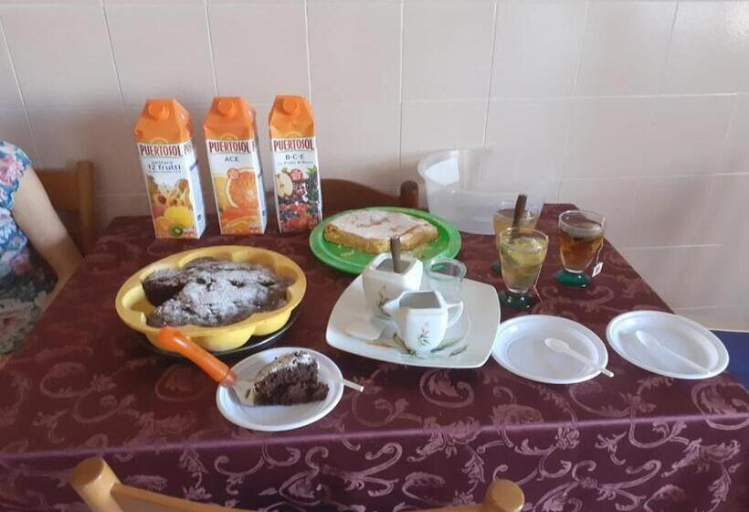 اتاق خانوادگی, Bed And Breakfast Lagiocosa