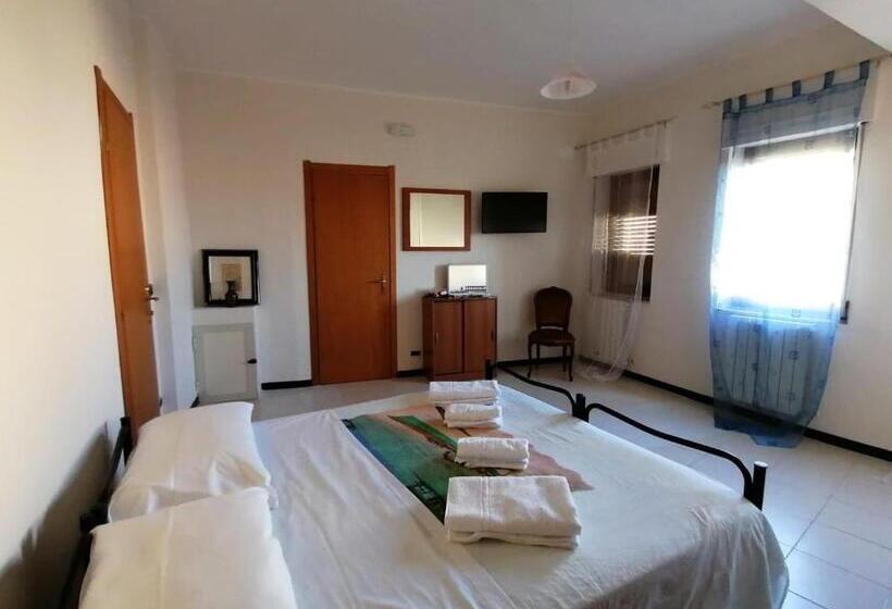 اتاق خانوادگی, Bed And Breakfast Lagiocosa