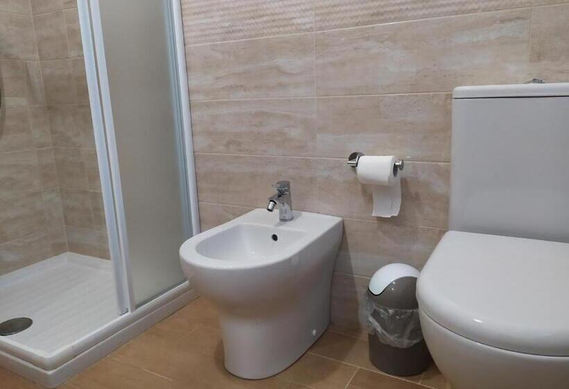 اتاق استاندارد سه نفره, B&b Casa Valentina A Linguaglossa