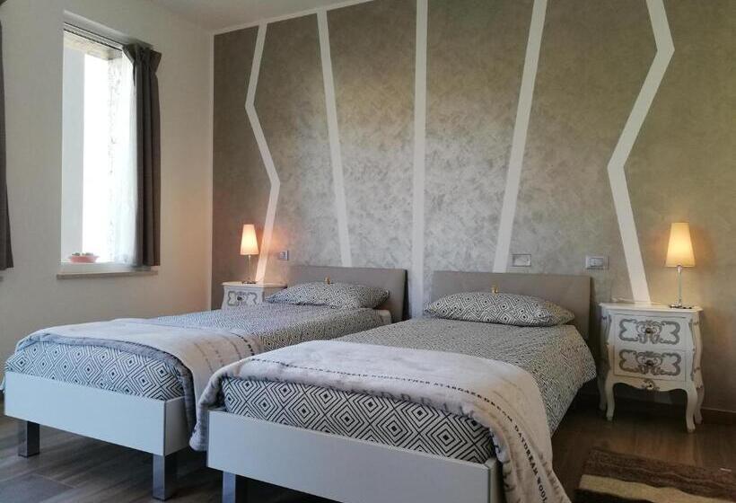 Номер Стандарт Вид на Бассейн, B&b Villa Pelèr