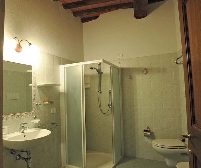 آپارتمان 3 خوابه, Borgo Rapale